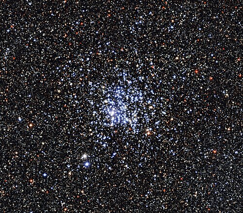 野鸭星团 (M11) — 疏散星团