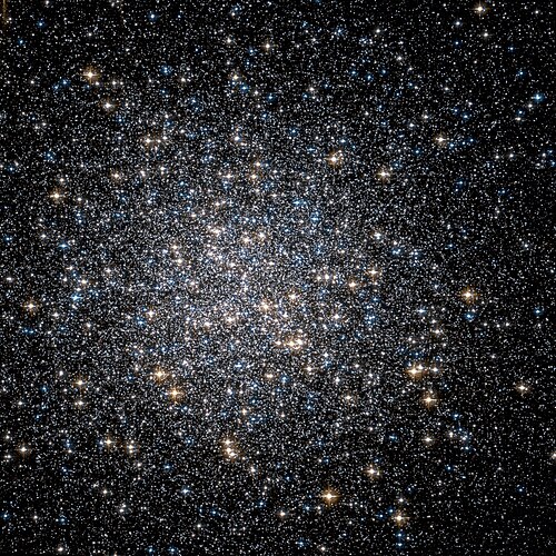 武仙座球状星团 (M13) — 球状星团