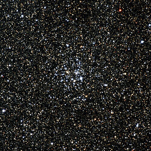 M26，疏散星团，位于盾牌座