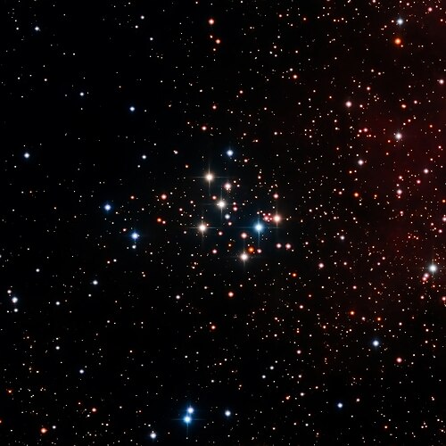 M29，疏散星团，位于天鹅座