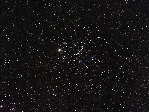 蝴蝶星团 (M6) — 疏散星团