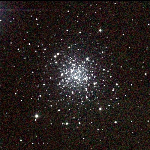 M68，球状星团，位于长蛇座