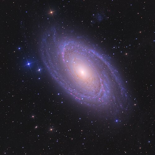波德星系 (M81) — 螺旋星系
